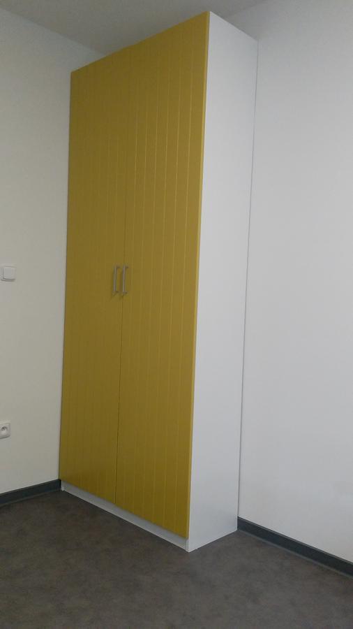 Hrusky Bed & Parking Eurobit住宿加早餐旅馆 外观 照片
